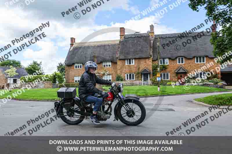 Vintage motorcycle club;eventdigitalimages;no limits trackdays;peter wileman photography;vintage motocycles;vmcc banbury run photographs